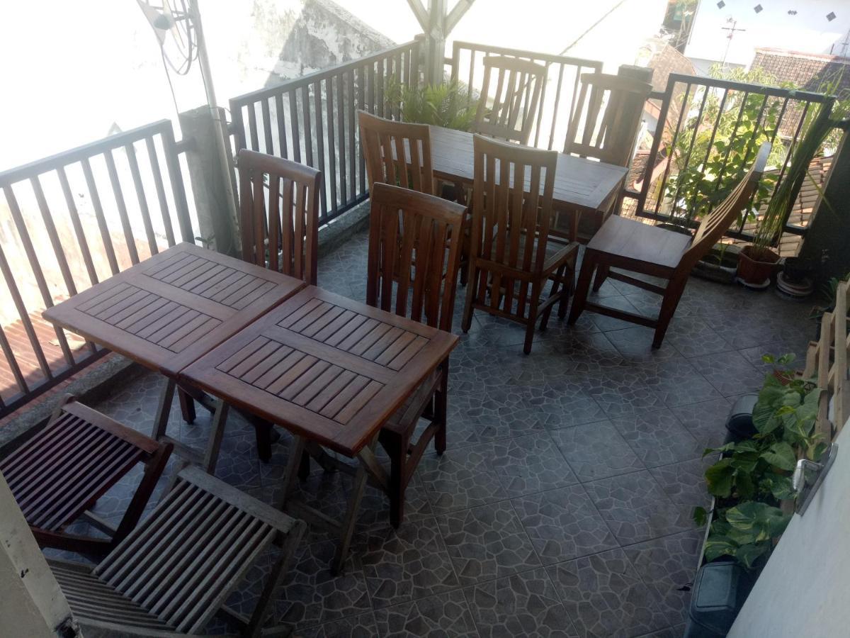 Losmen Fadel Malioboro Jogja Yogyakarta Exterior photo